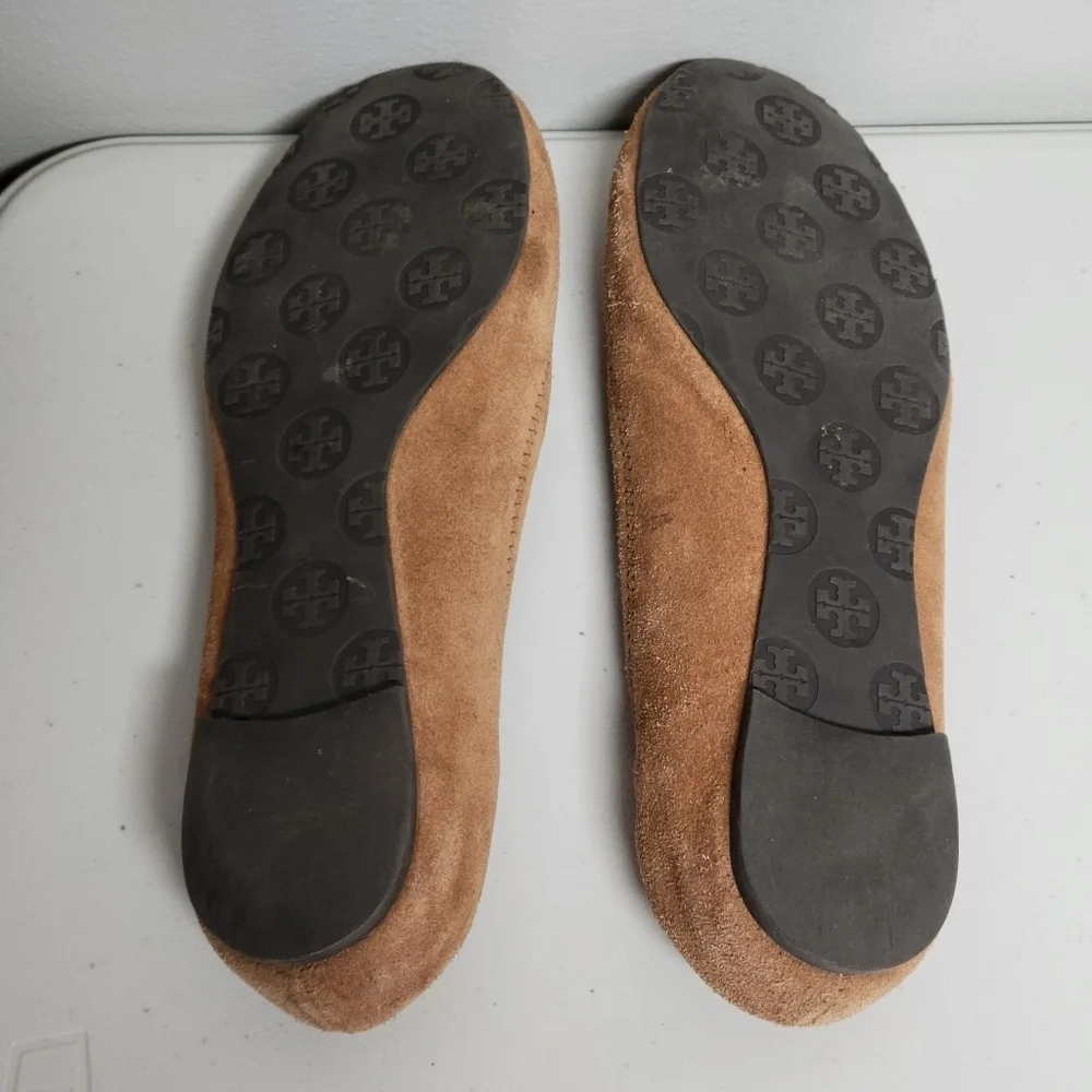 Tory Burch Reva Tan Suede Ballet Flats Size 8.